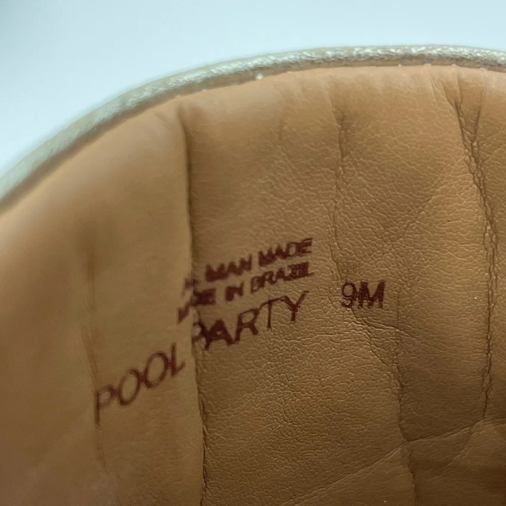 Gianni Bini Women's Gold Slide Sandals Size 9M - Pool Party Collection - Picture 6 of 7